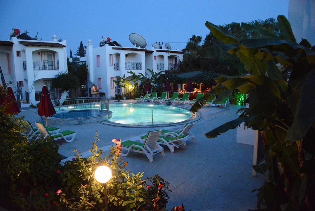 Villa Nergis Bitez Exteriör bild